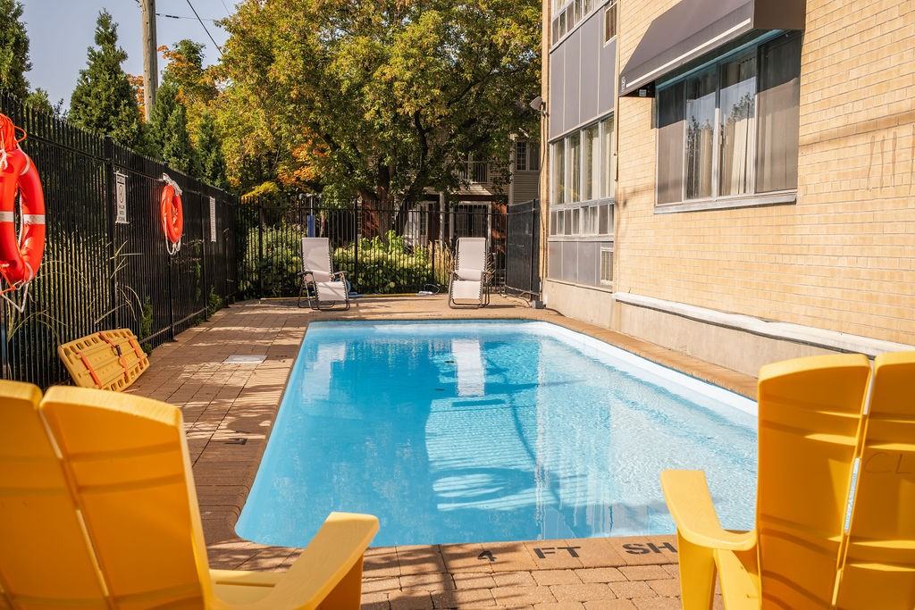 255 Stewart - Photo 7 of 38