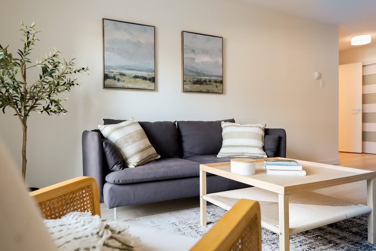 Avalon Park - Photo 5 of 50