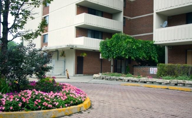 Hillburn Apartments - Photo 3 of 7