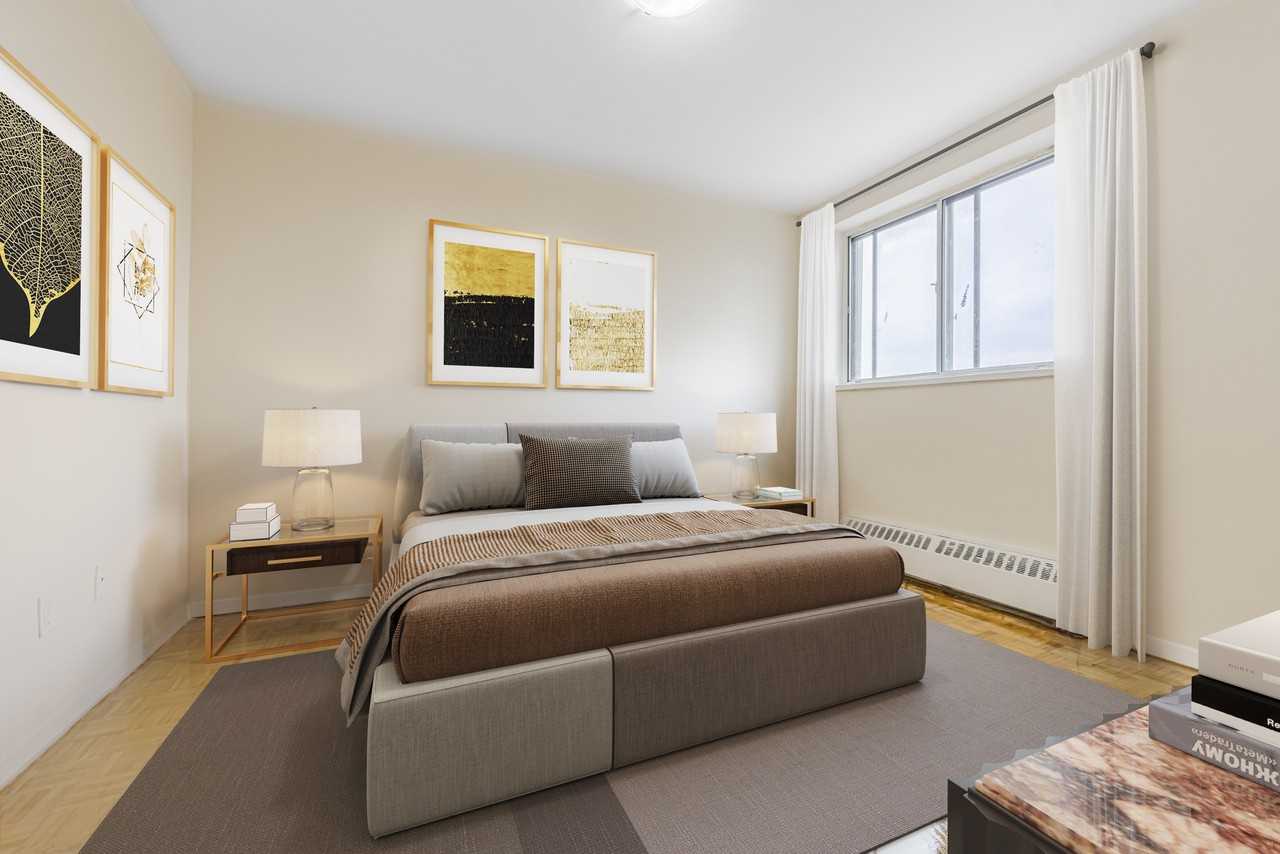 110 McLaughlin Road North - Photo 7 of 9