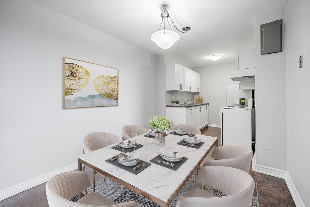 940 Commissioners Road East - Photo 3 of 11