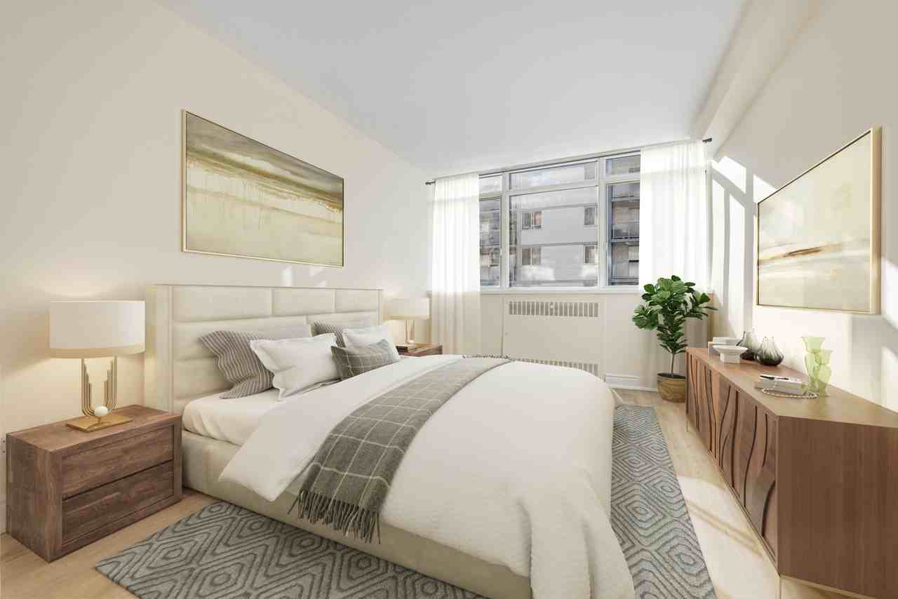 2313 & 2323 Lake Shore Boulevard West - Photo 7 of 13