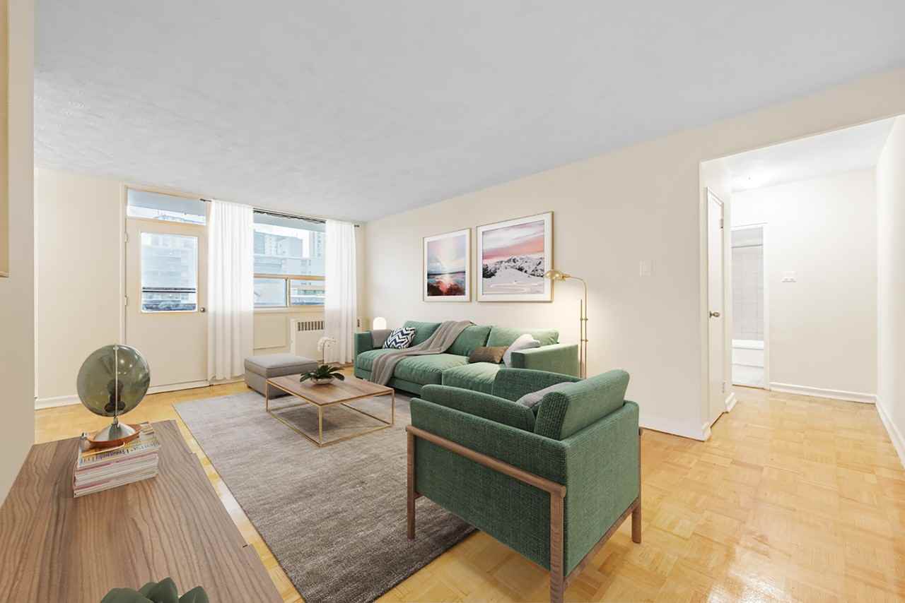 44 Thorncliffe Park Drive - Photo 2 of 10