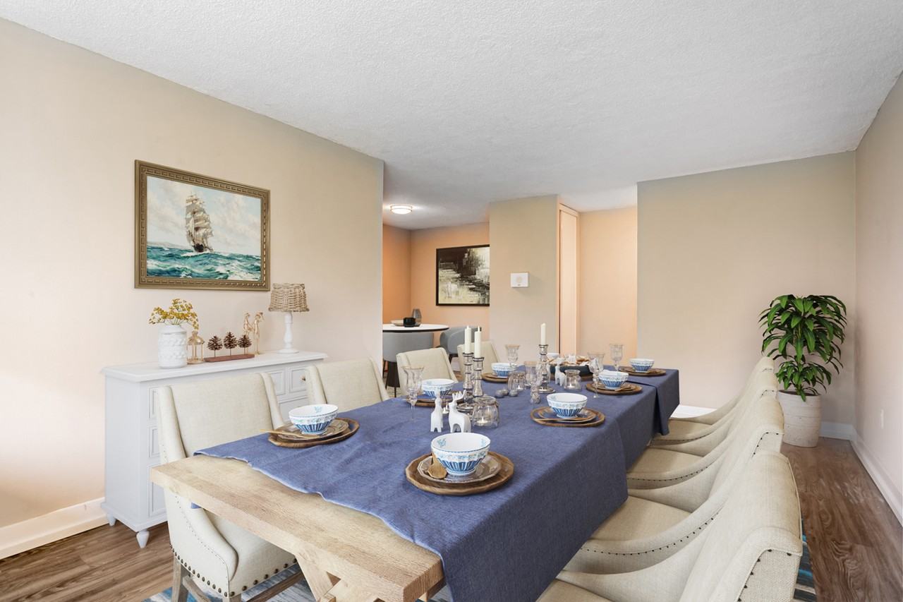 40 Tuxedo Court - Photo 7 of 12