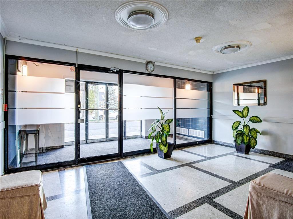 53 McMurchy Avenue North - Photo 3 of 15