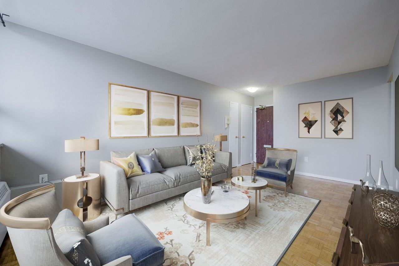 100 Spadina Road - Photo 7 of 10