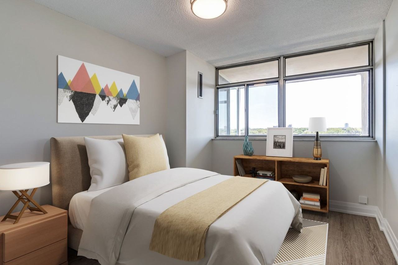 100 Sprucewood Court - Photo 7 of 11