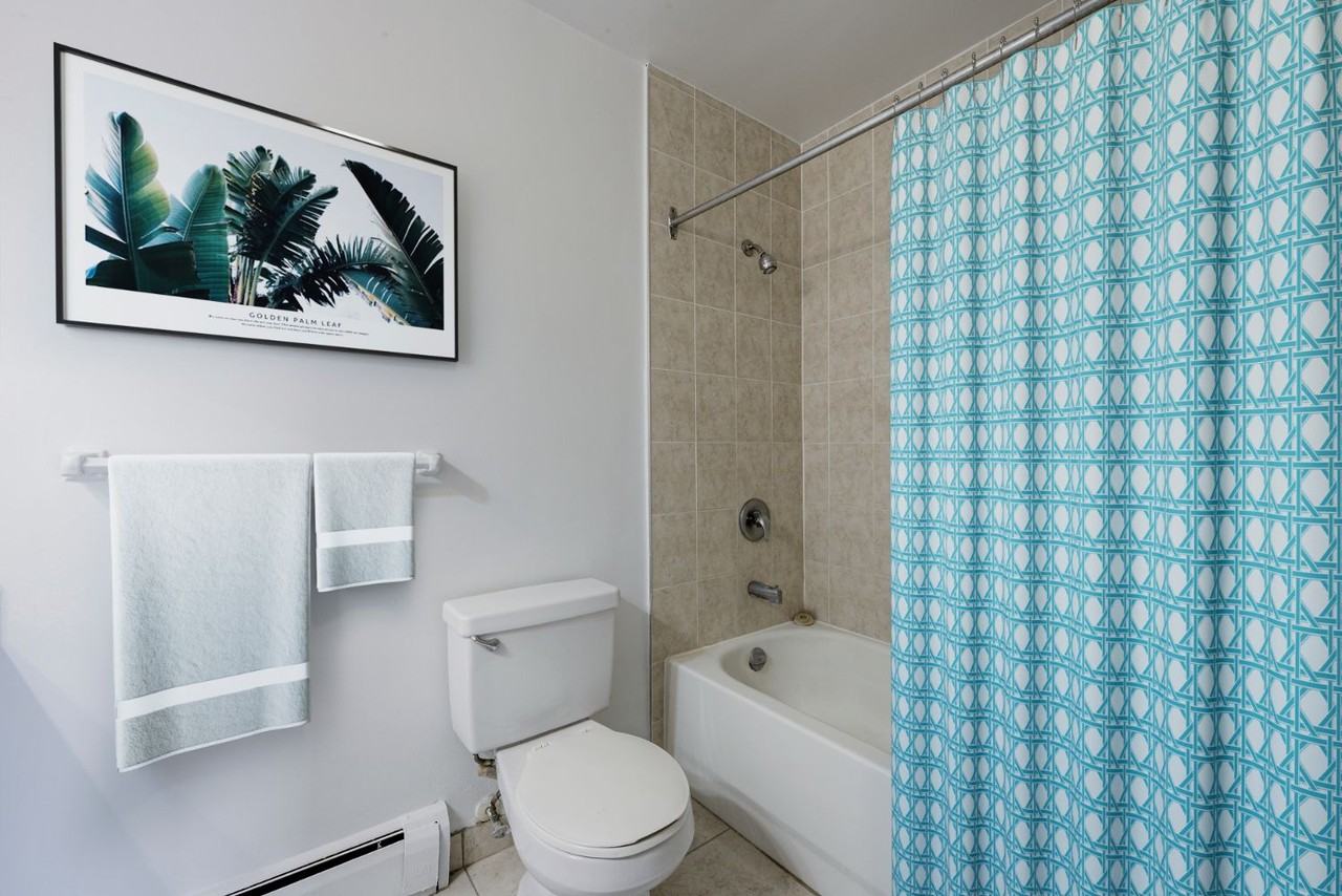 520 Parkside Drive - Photo 7 of 11