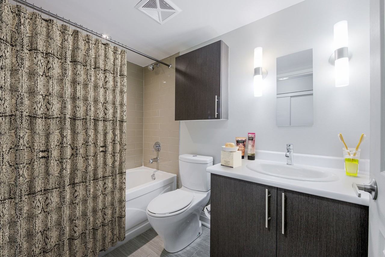 66 Isabella Street - Photo 5 of 16