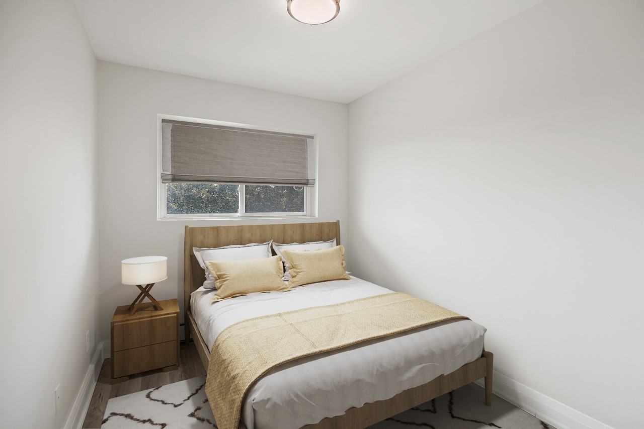 245 Graff Avenue - Photo 5 of 12