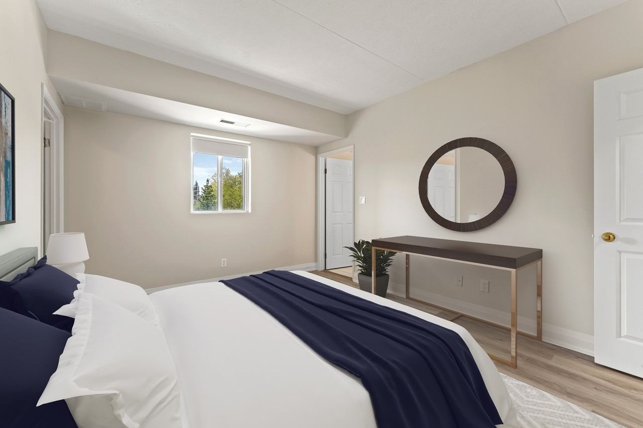 283 Bristol Street - Photo 6 of 14