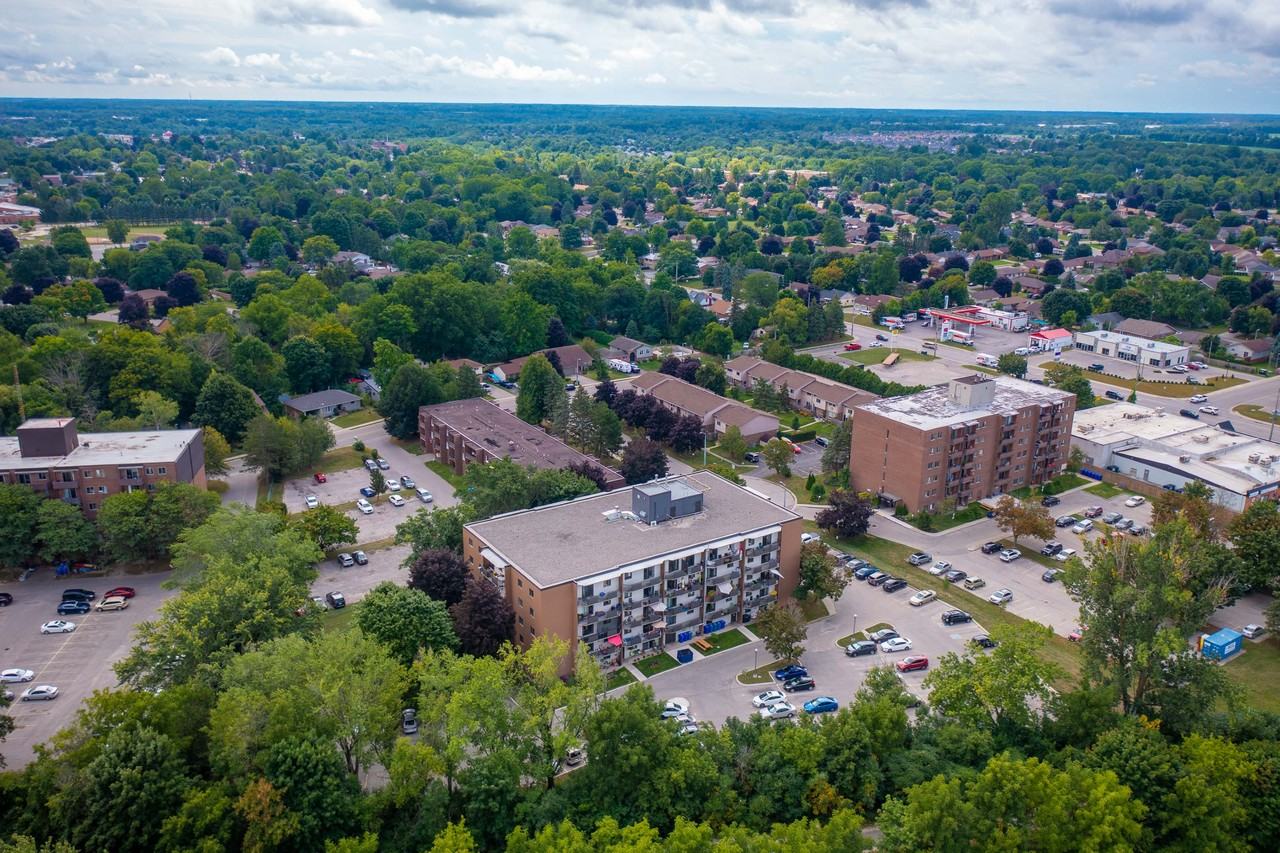 5 Lamers Court - Photo 7 of 13