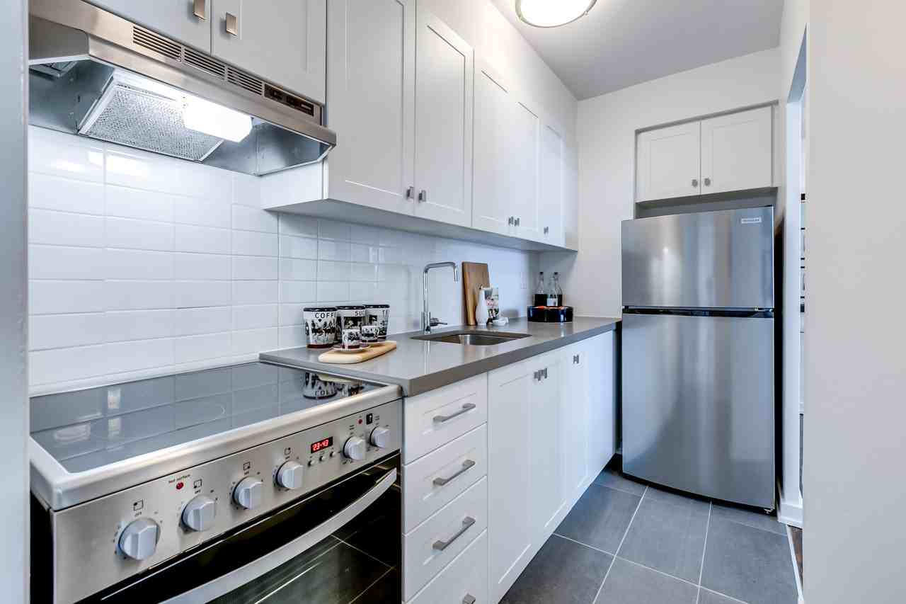 2335 Lake Shore Blvd West - Photo 4 of 24