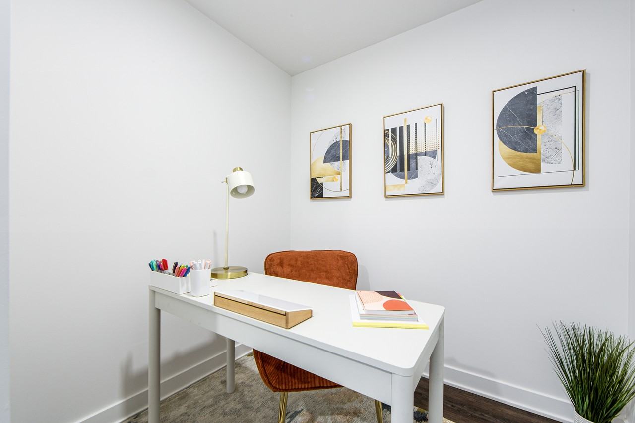 3030 Pharmacy Avenue - Everworth - Photo 6 of 24