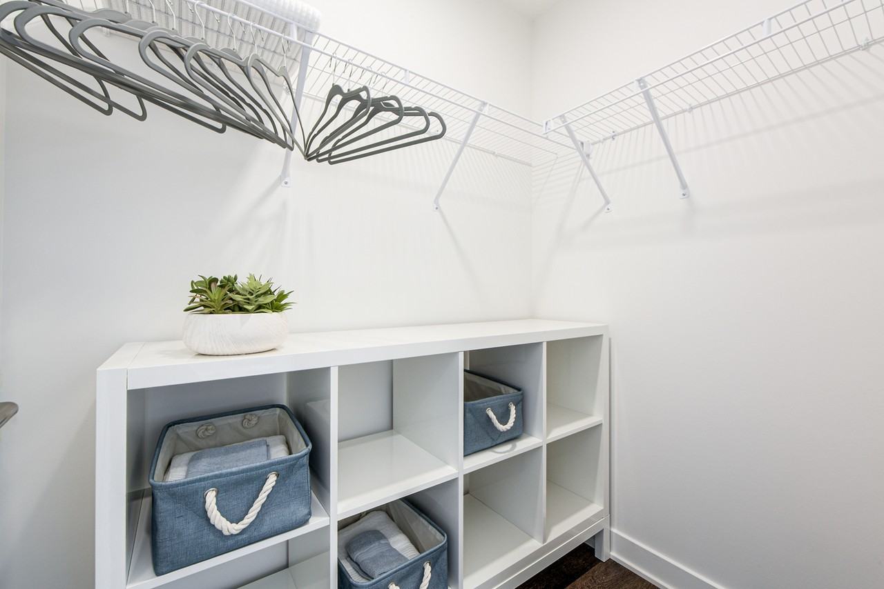 3030 Pharmacy Avenue - Everworth - Photo 7 of 24