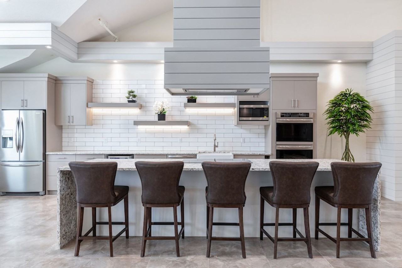 Skyview Living - Photo 7 of 24