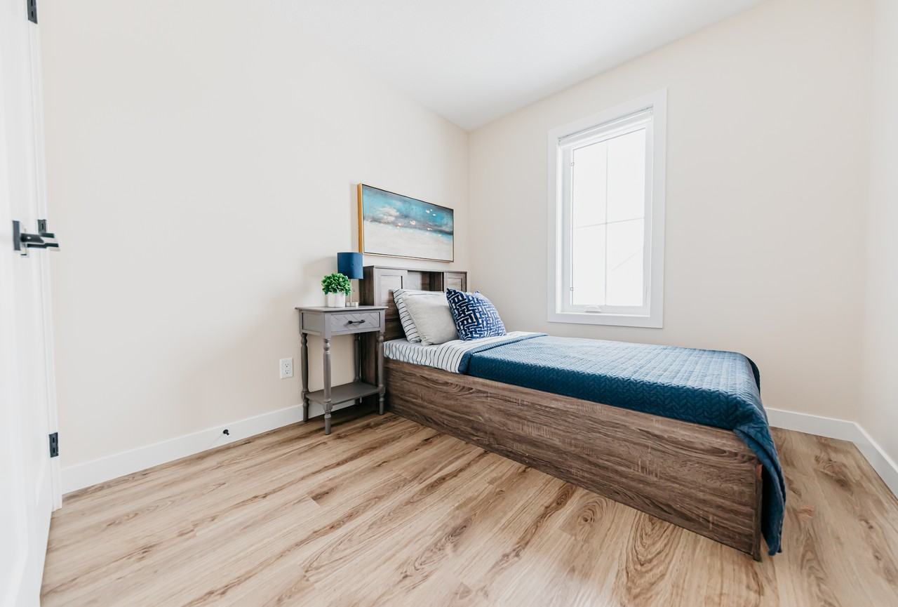 Narcisse - Hawkstone - Photo 5 of 22