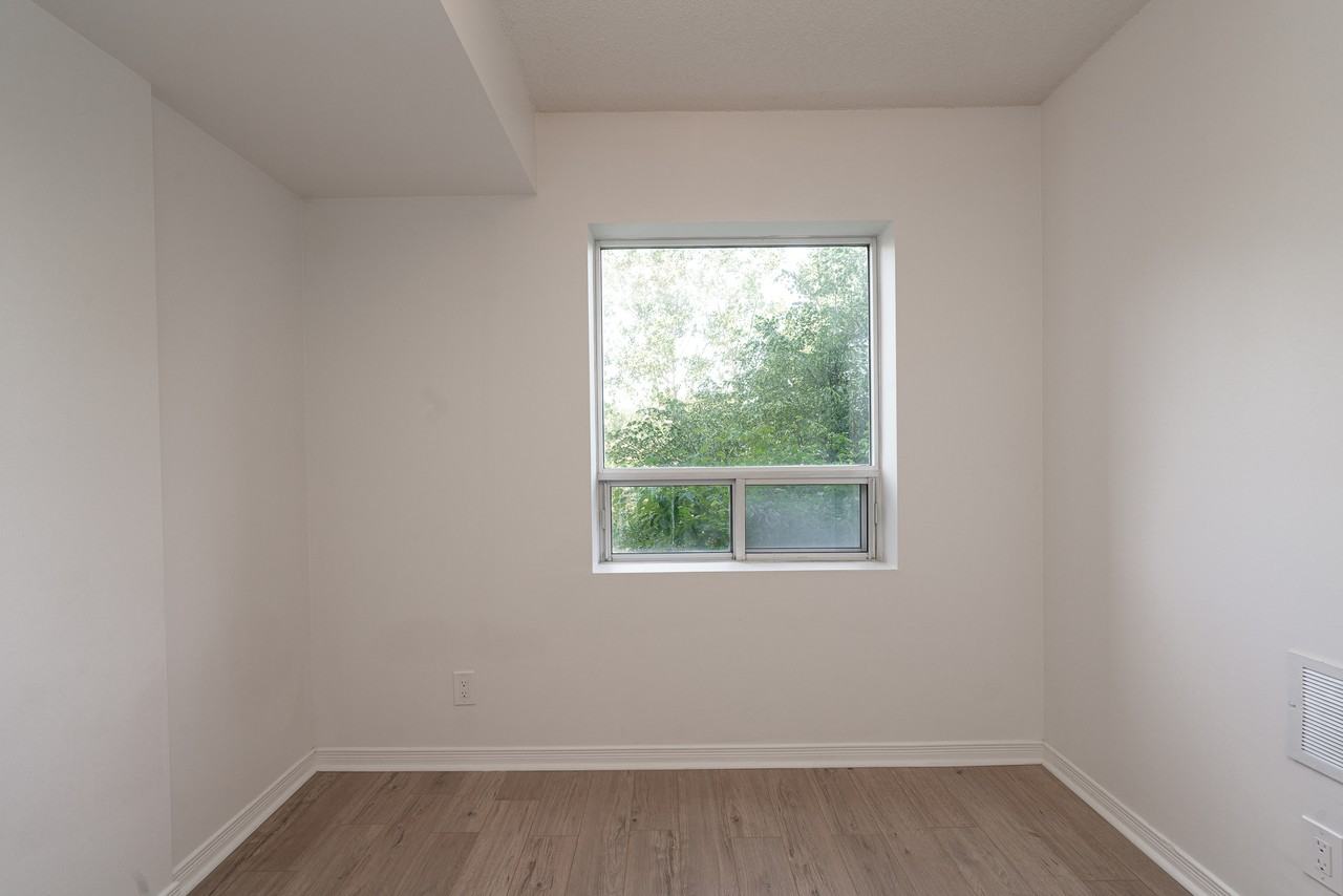 333 Sidney Belsey - Photo 5 of 50
