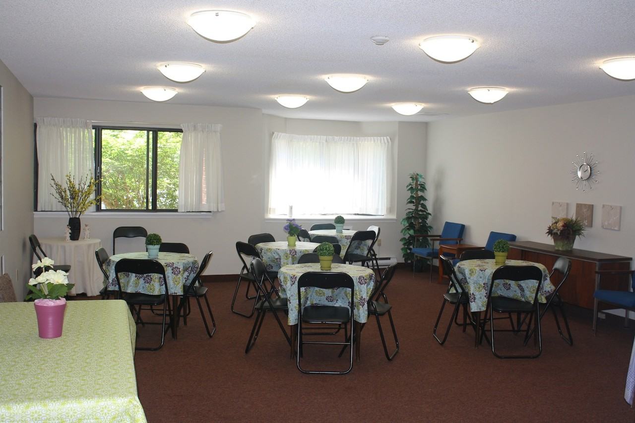 Country Hill Villas - Photo 5 of 18