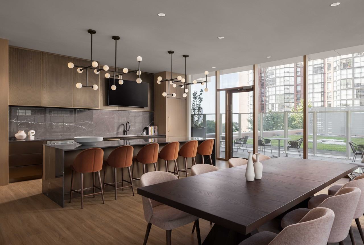 West House - Photo 4 of 50