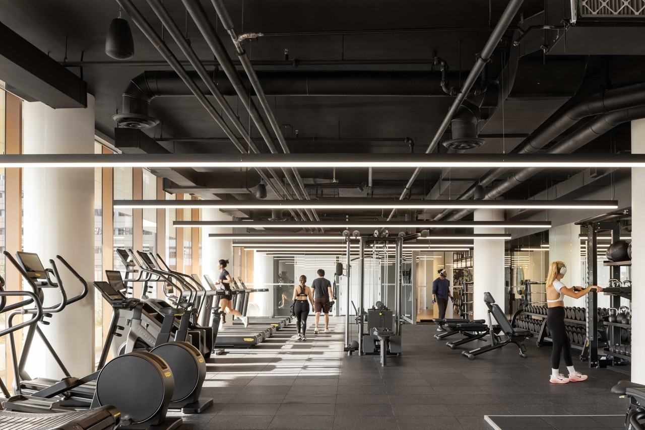 West House - Photo 6 of 50