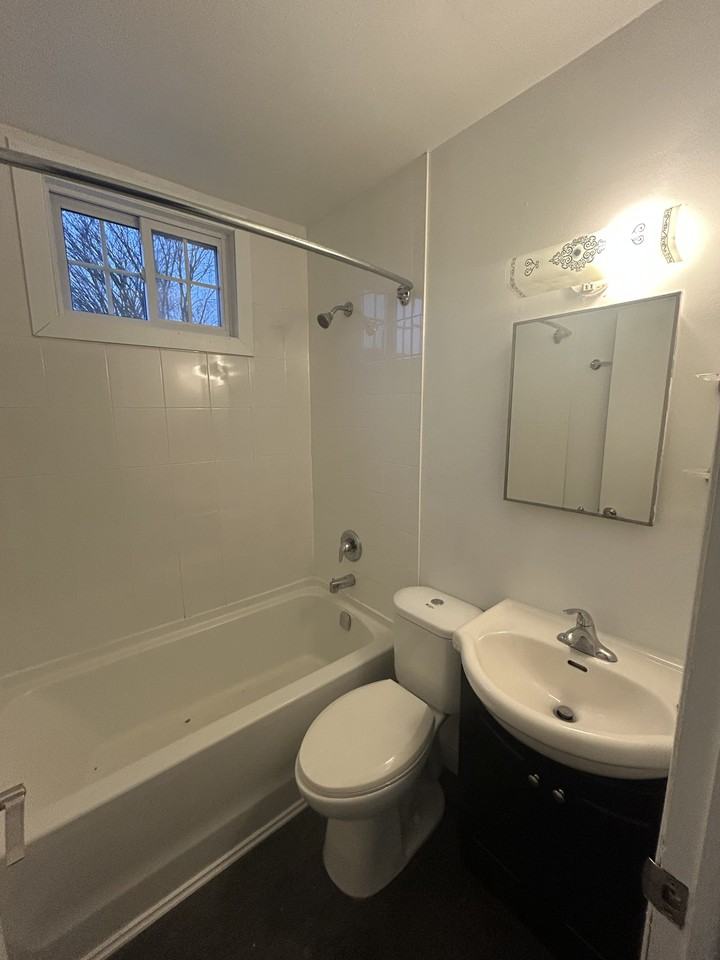 Cork House - Photo 6 of 9