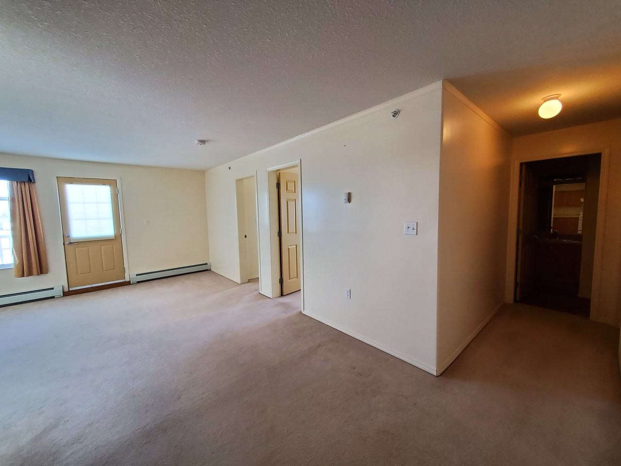 New Imperial Suites - Photo 4 of 22