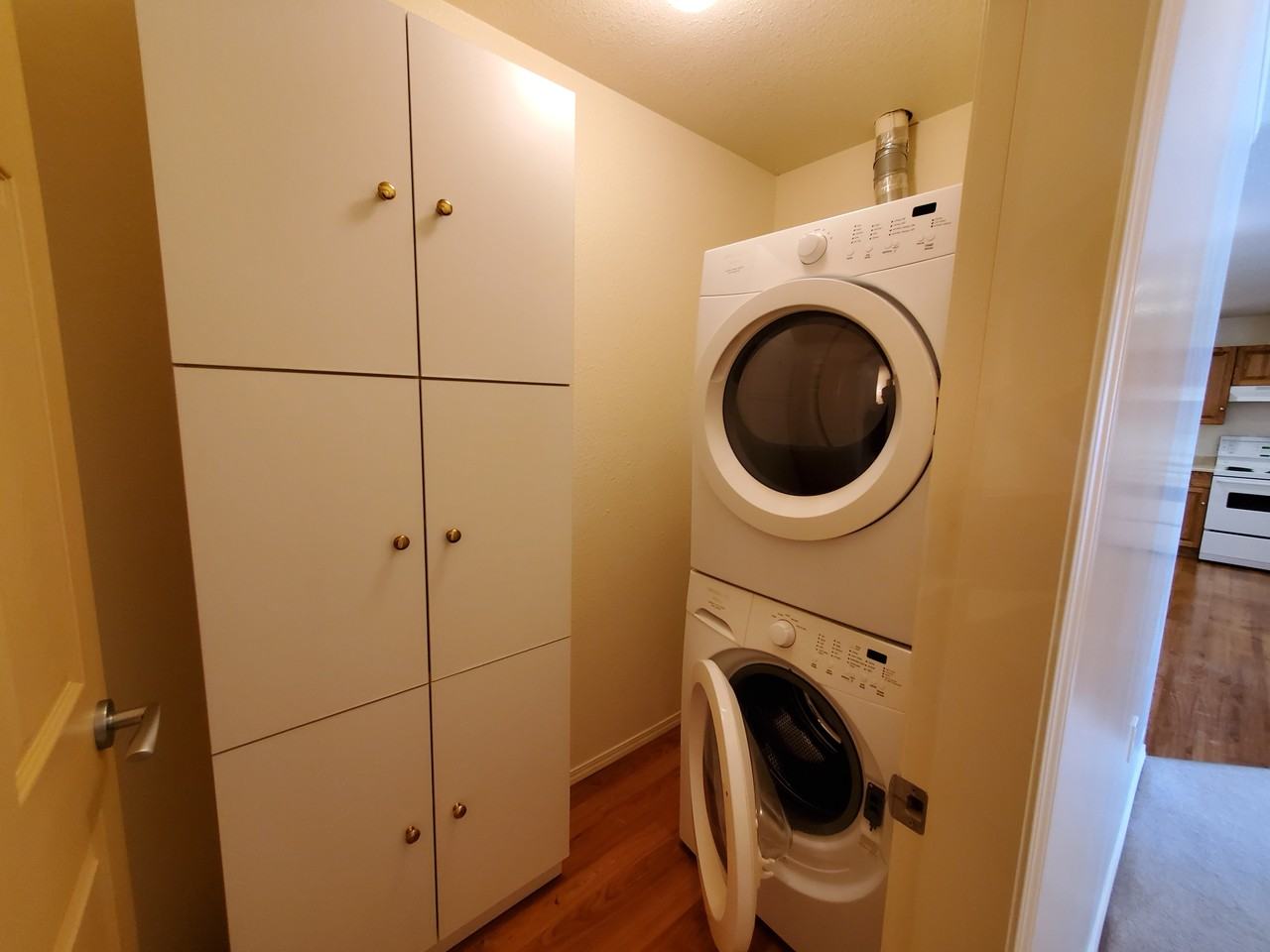 New Imperial Suites - Photo 7 of 22