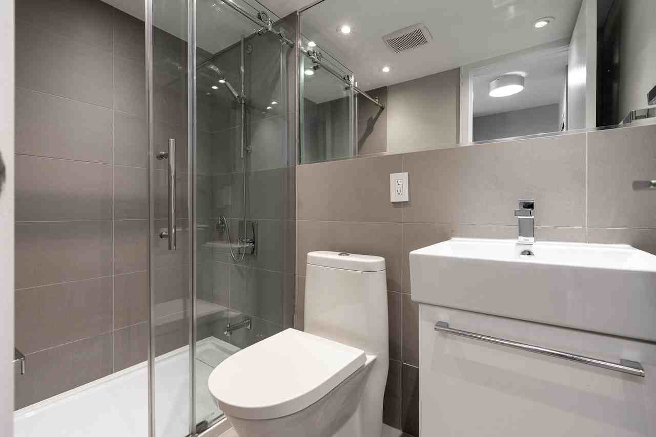 730 St. Clarens - Photo 4 of 50
