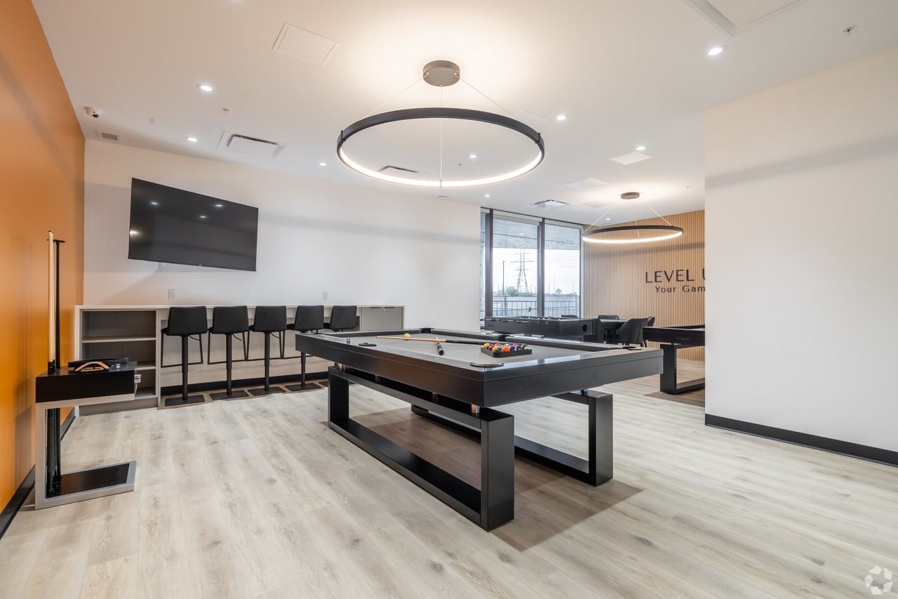 The Monterey - Photo 5 of 43