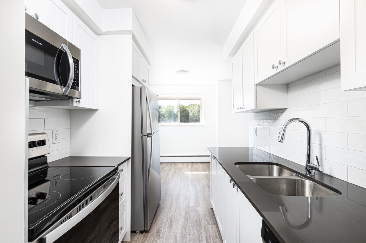 321 & 349 Marland Ave - Photo 6 of 32