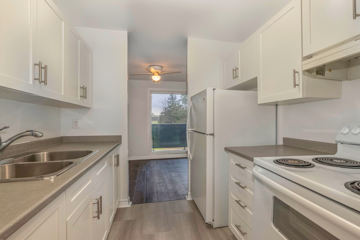 Blackacres Blvd Apartments - Photo 7 of 12