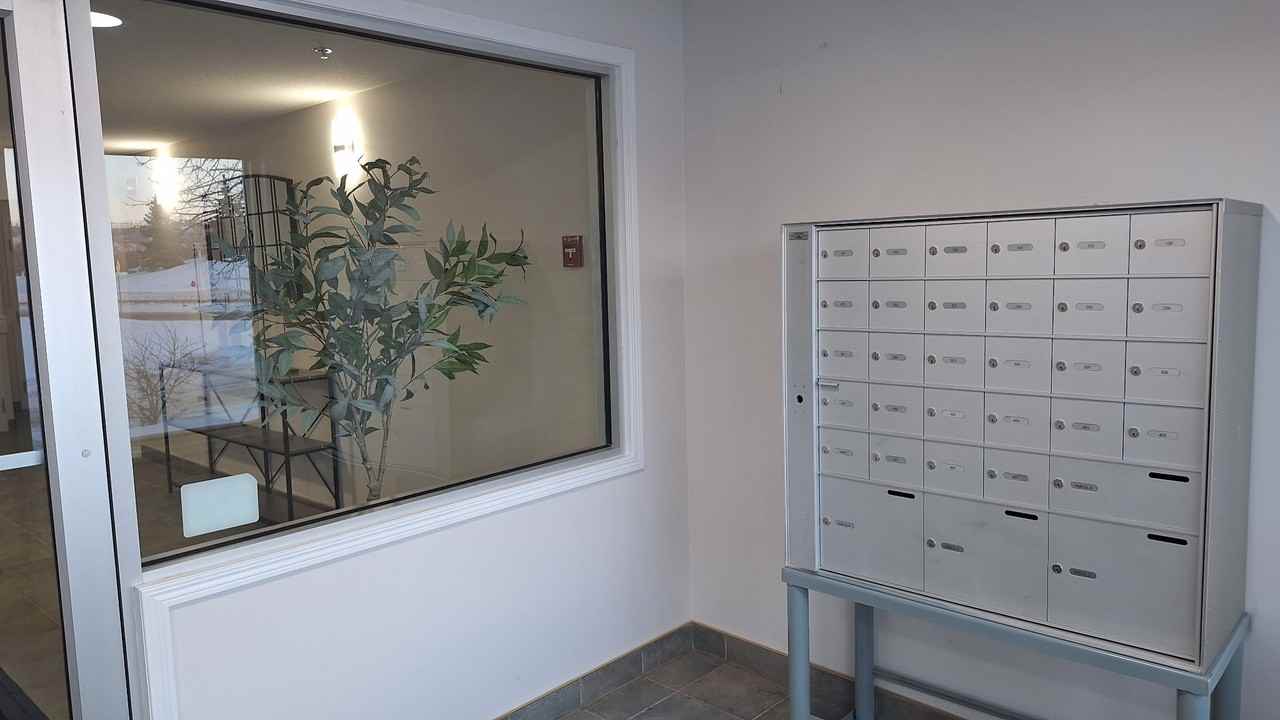 Parkside Suites - Photo 2 of 18