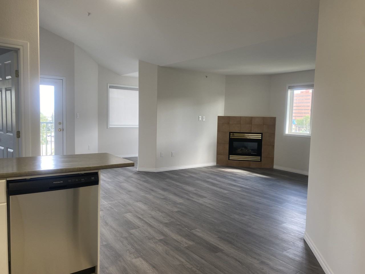 Parkside Suites - Photo 6 of 18