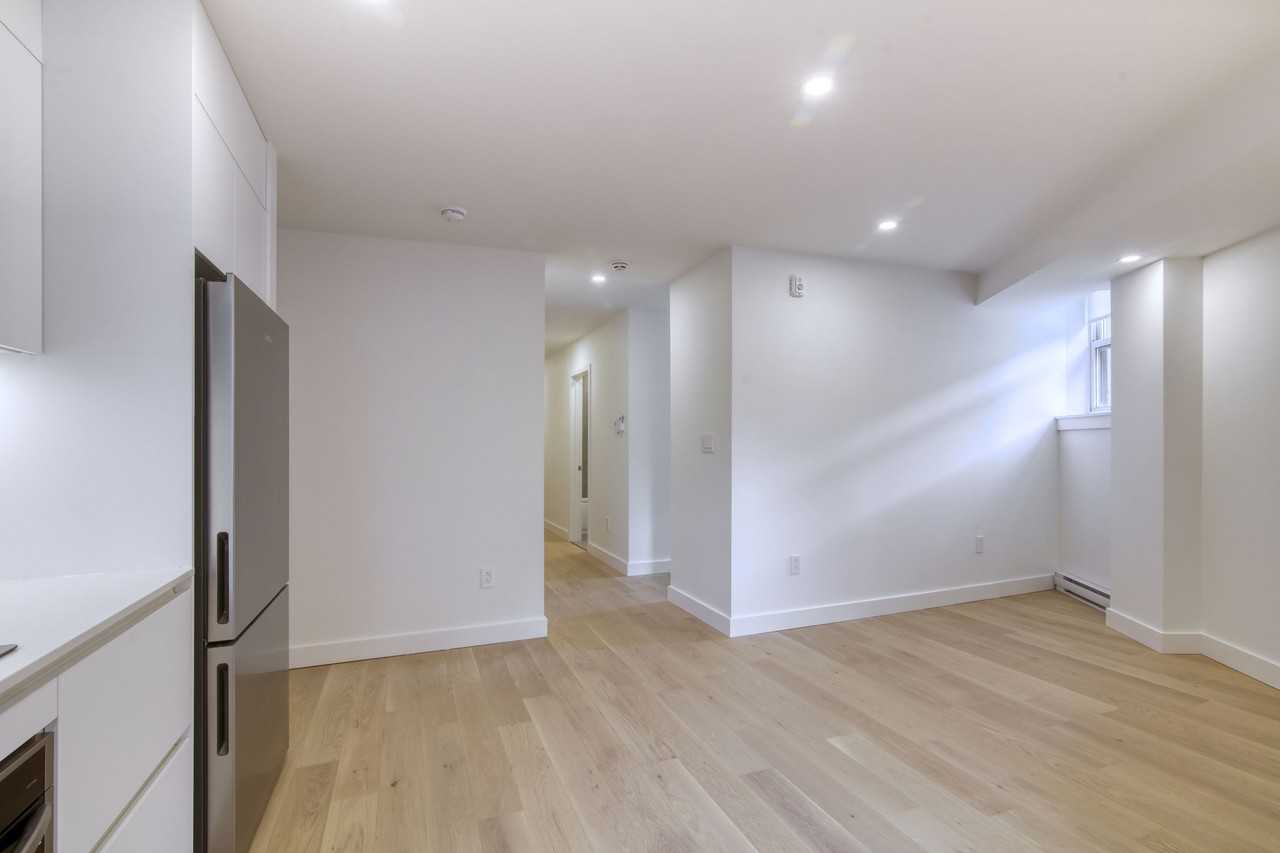 10 Rosemount Avenue - Photo 3 of 50