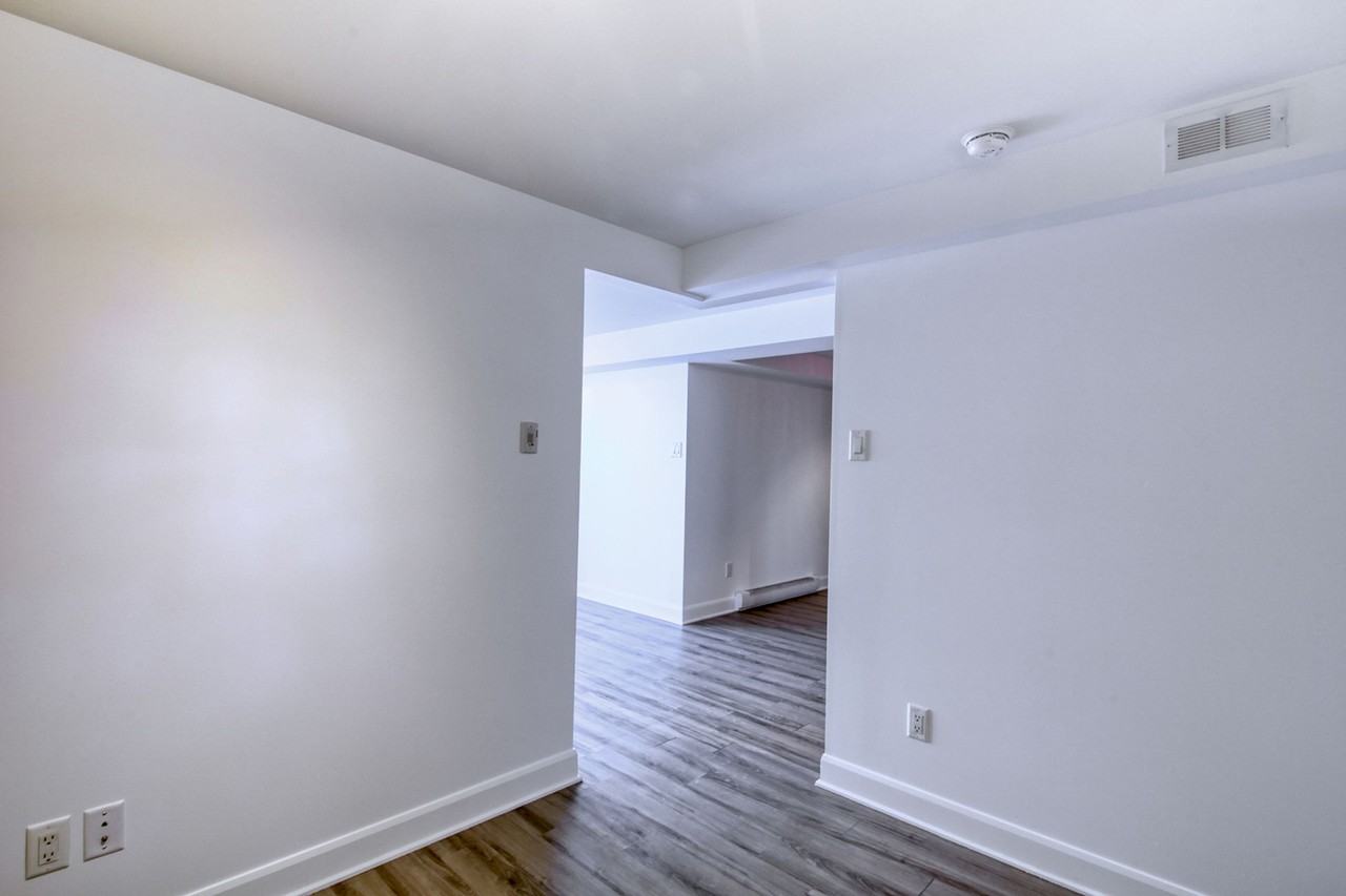 6600 Darlington - Photo 3 of 50