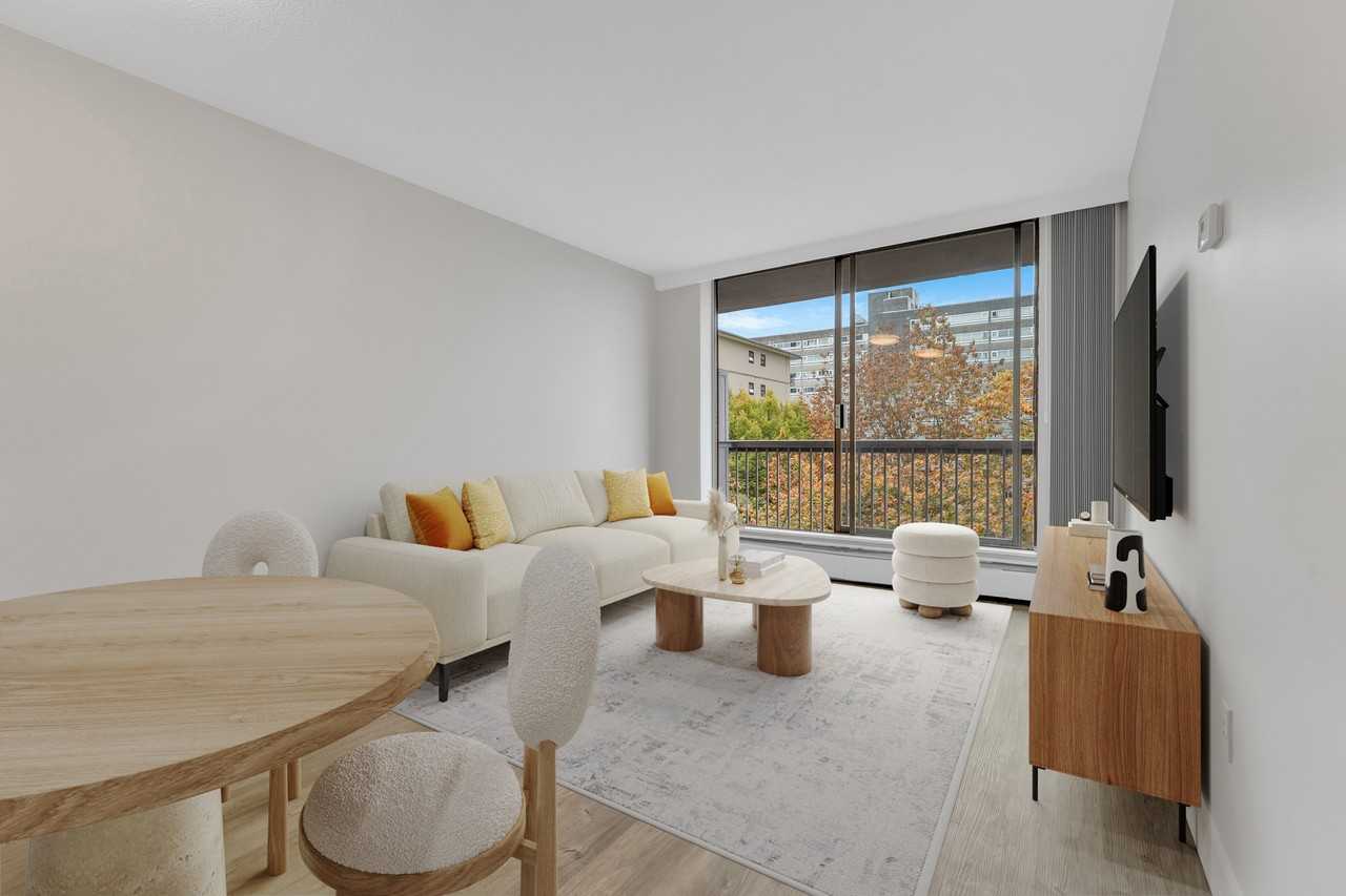 1655 Haro – Luxury Renovated 1 Bedroom in Vancouver’s West End | Up to 3 Months Free | Gym | Yoga Studio | Balcony - Photo 7 of 17