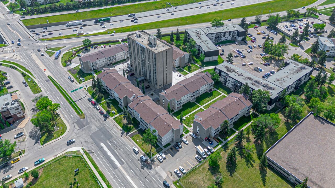 Empire Park - Photo 5 of 16