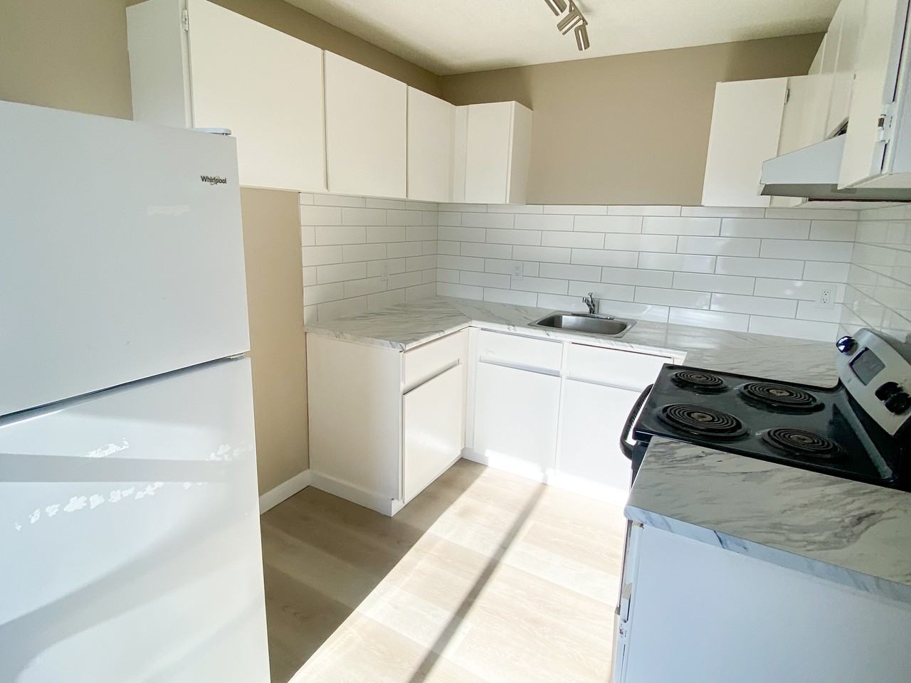 West Pine Apartments - Photo 7 of 15