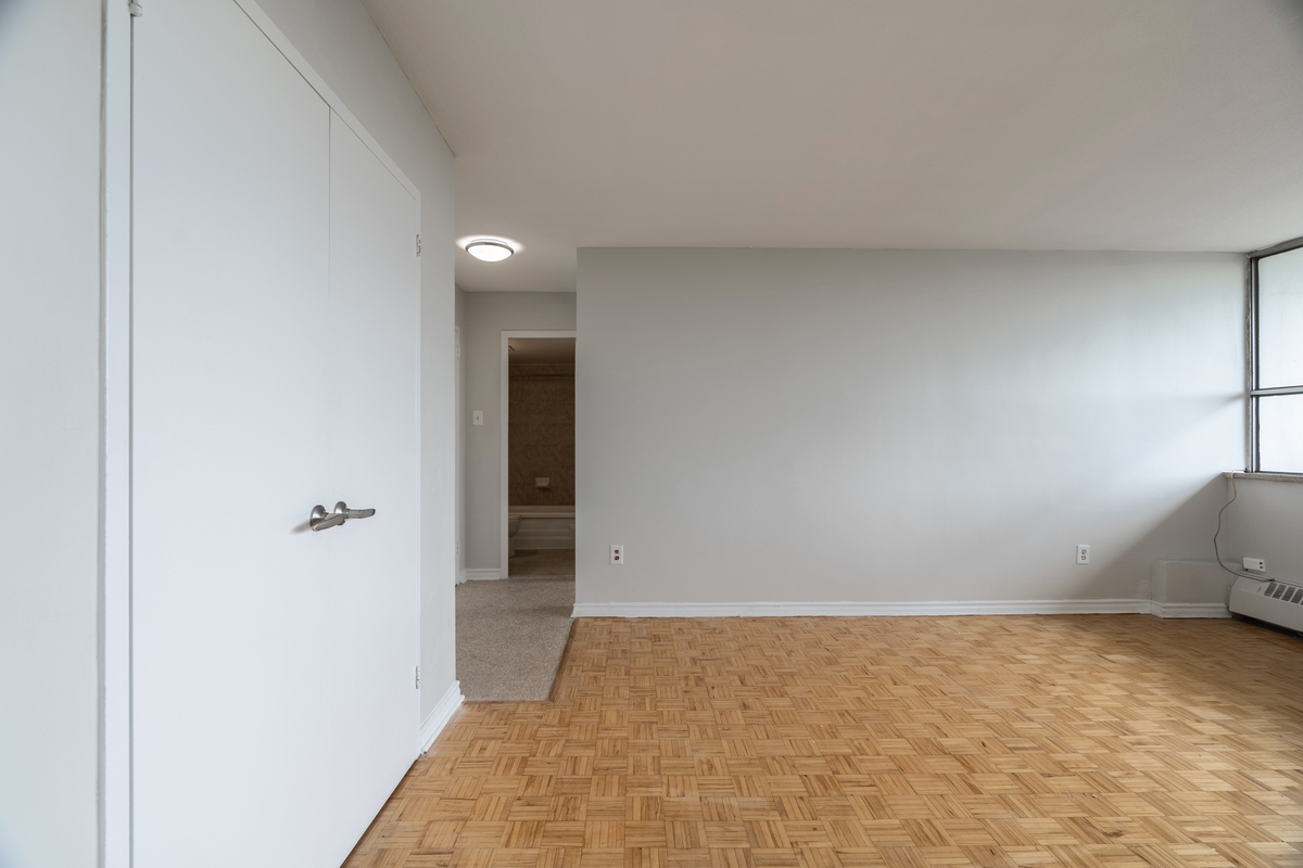 310 Niska Road - Photo 6 of 18