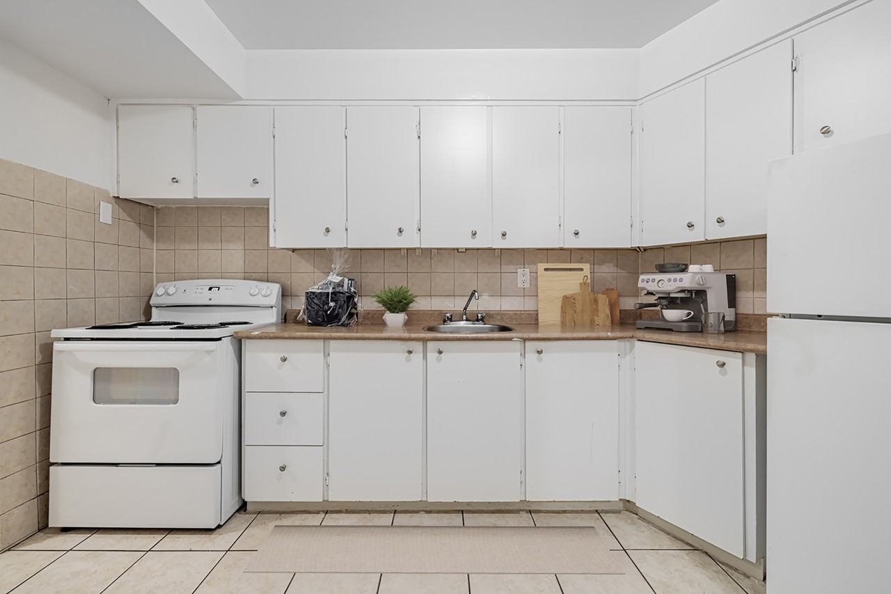 3400 Keele Street - Photo 4 of 13