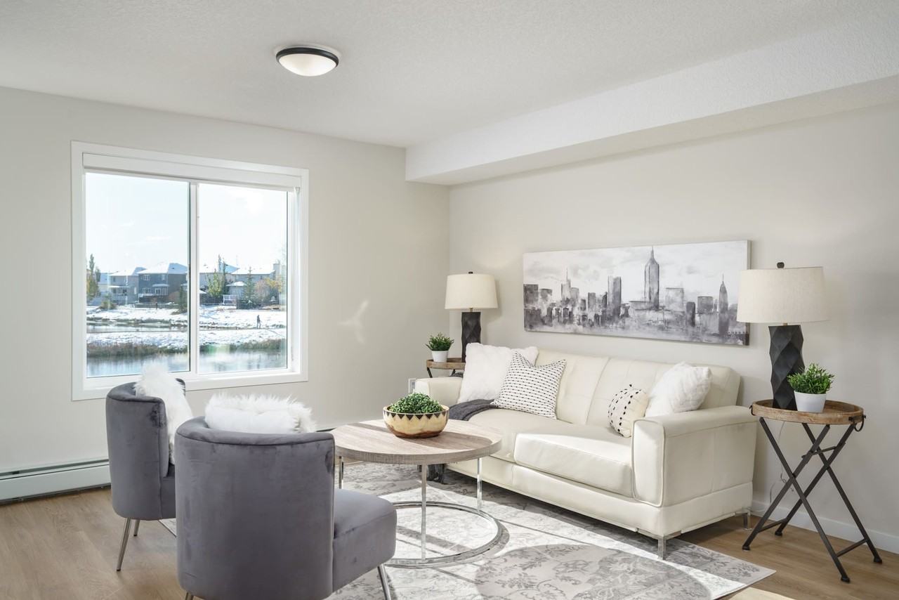 Courtyard 3000 - Photo 4 of 46