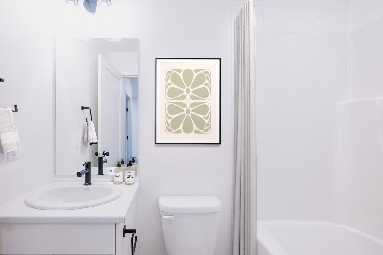 Cedarbrook Basement Suites - Photo 5 of 13