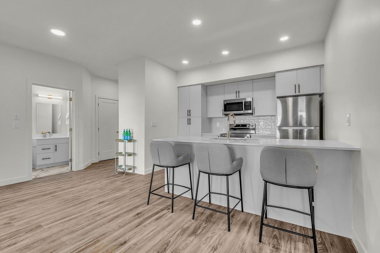 East Village - Photo 6 of 41