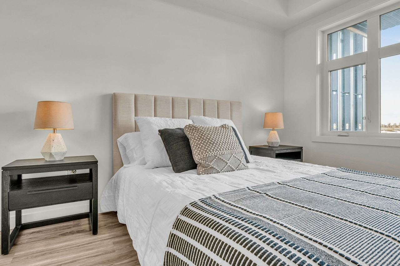 East Village - Photo 7 of 41