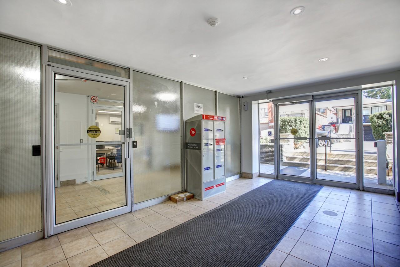 440 Winona Drive - Photo 6 of 10