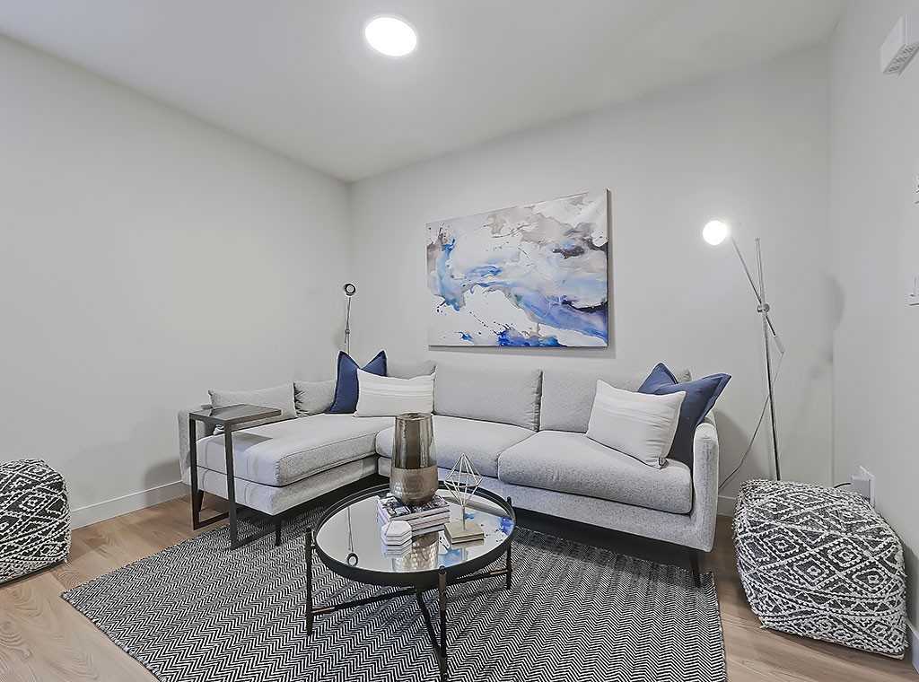 Capital Hill Avas - Photo 4 of 8