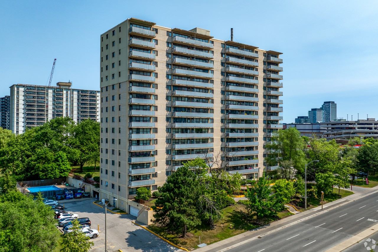 Sunrise Tower Apartments - Photo 3 of 28
