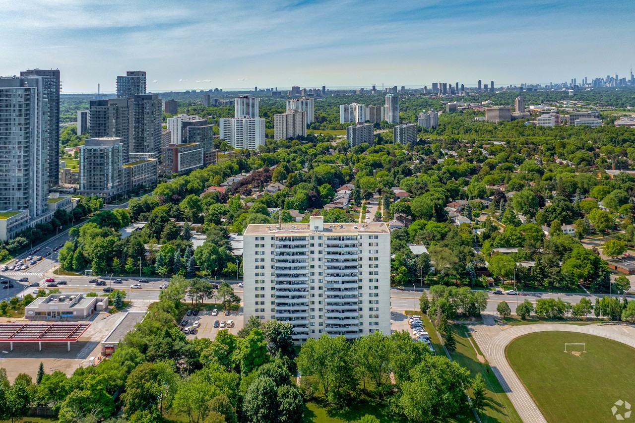 Sunrise Tower Apartments - Photo 4 of 28