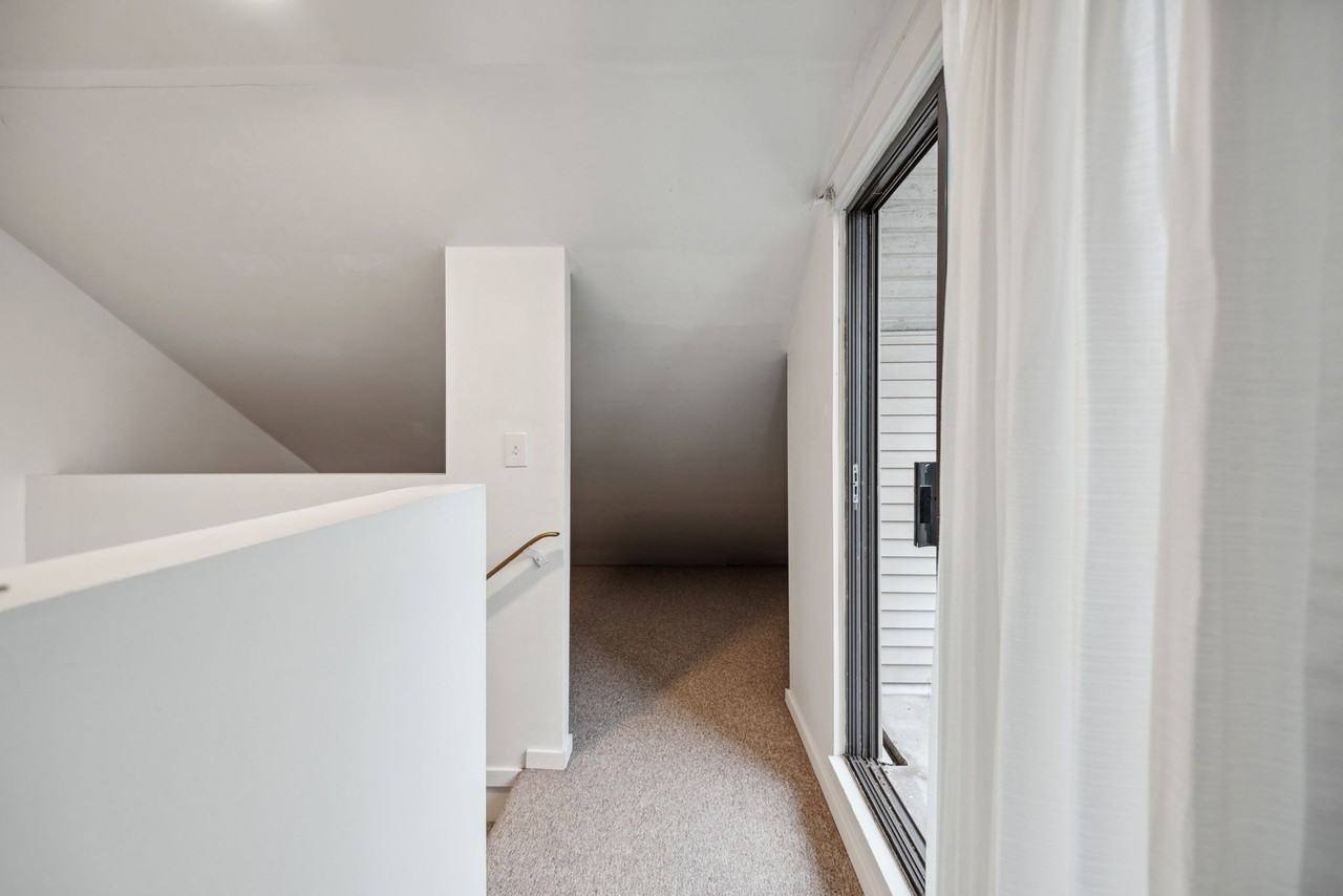 Clipper Cove - Photo 7 of 12